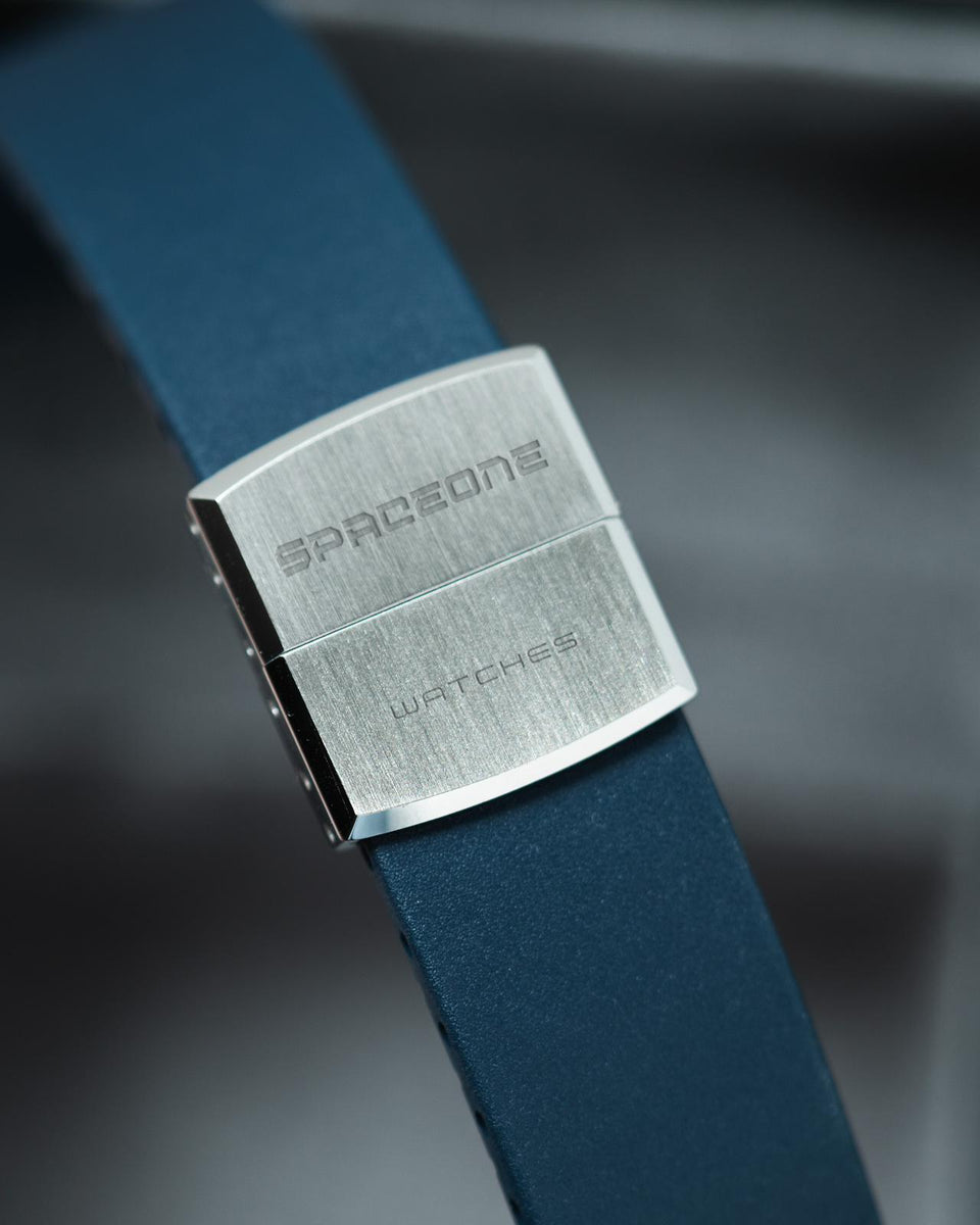Delugs デラグス　ラバーベルト SPACEONE NAVY RUBBER STRAP BY DELUGS – SpaceOne Watches Paris